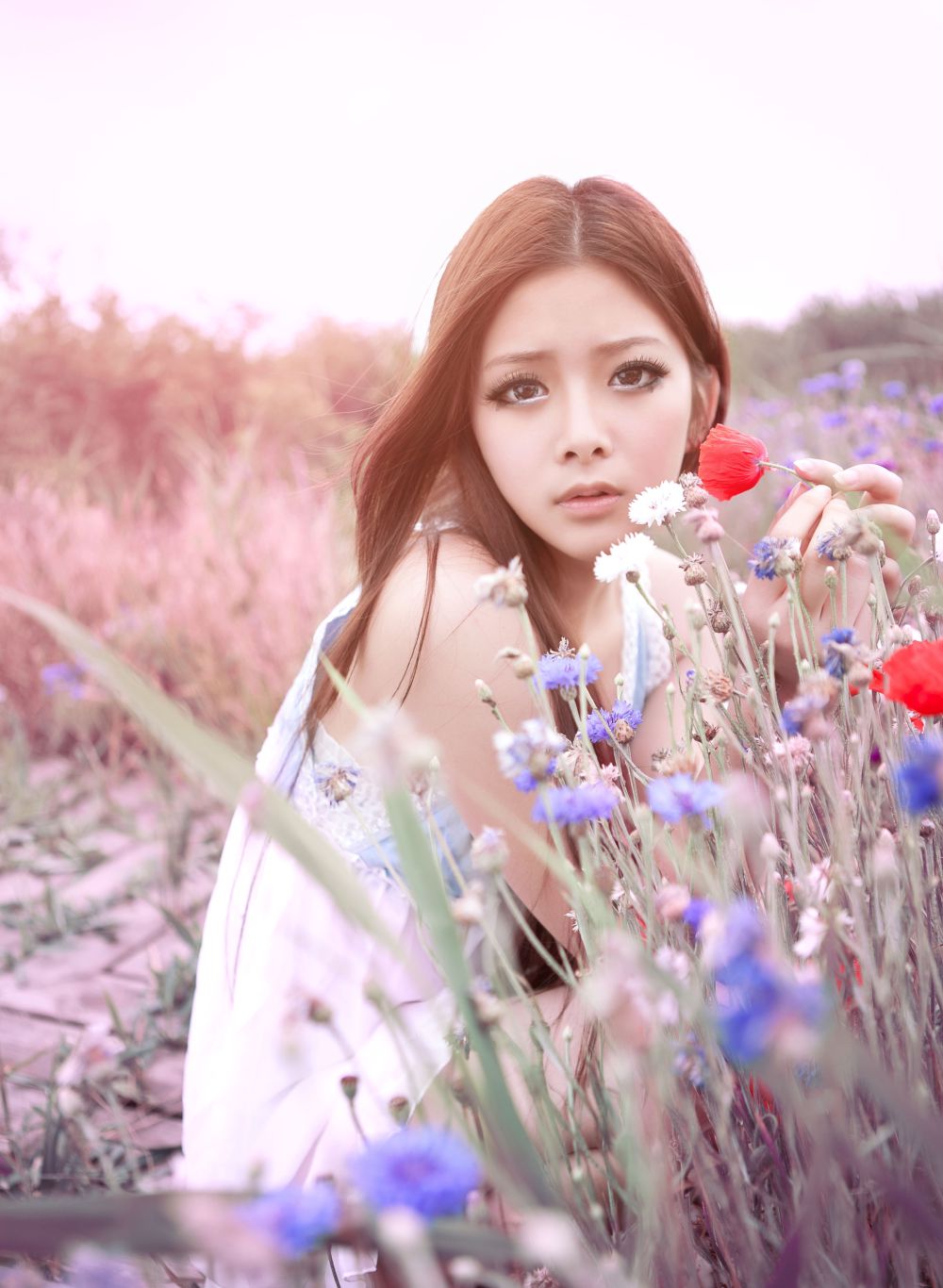 可爱漂亮美女 小清新荒郊外拍