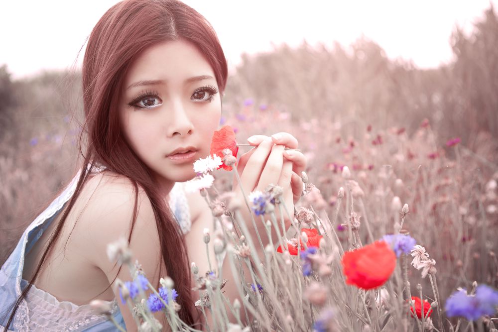 可爱漂亮美女 小清新荒郊外拍