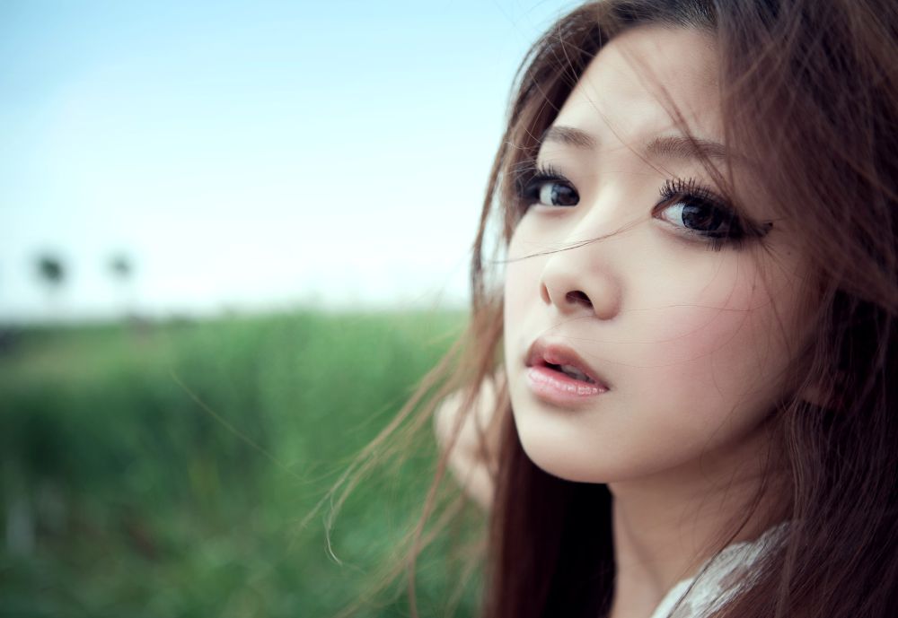 可爱漂亮美女 小清新荒郊外拍