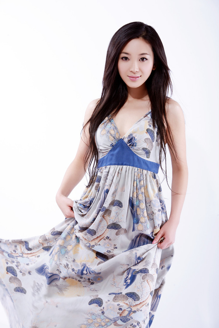 这样漂亮的气质美女你见过吗