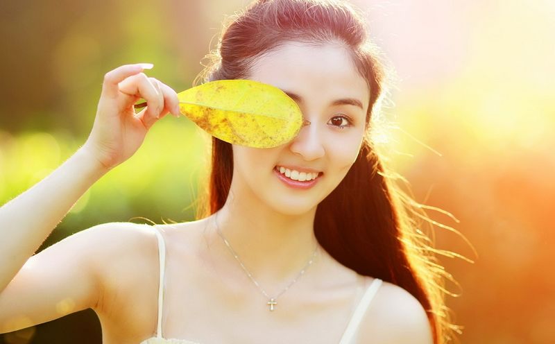 清纯美女彩虹的微笑