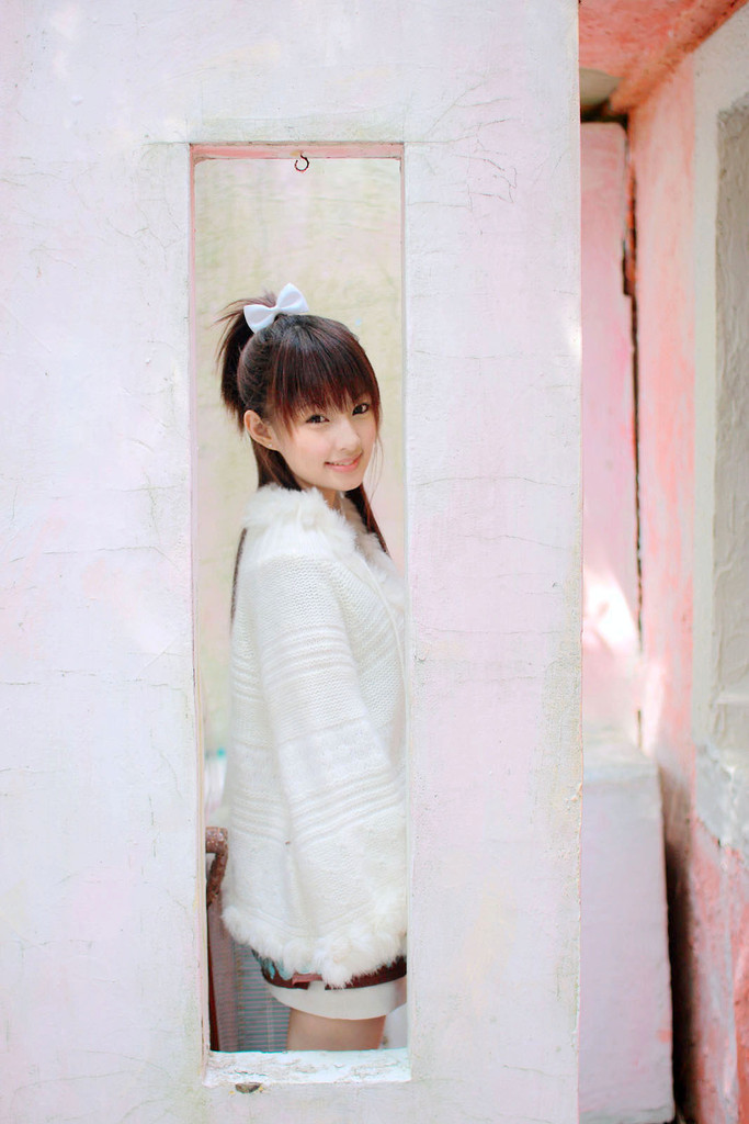 白雪公主般的小美女