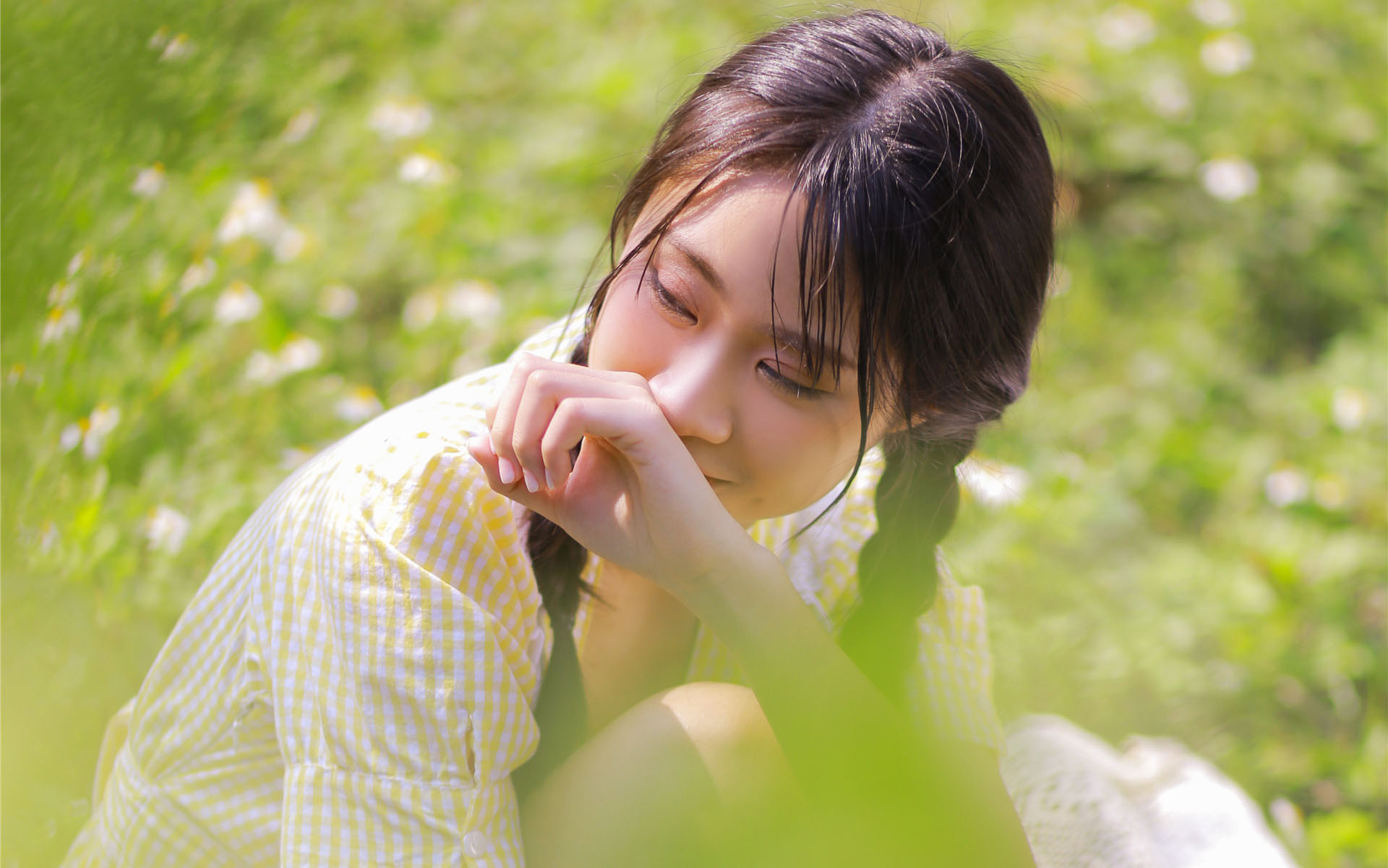 性感美女田园风复古写真桌面壁纸